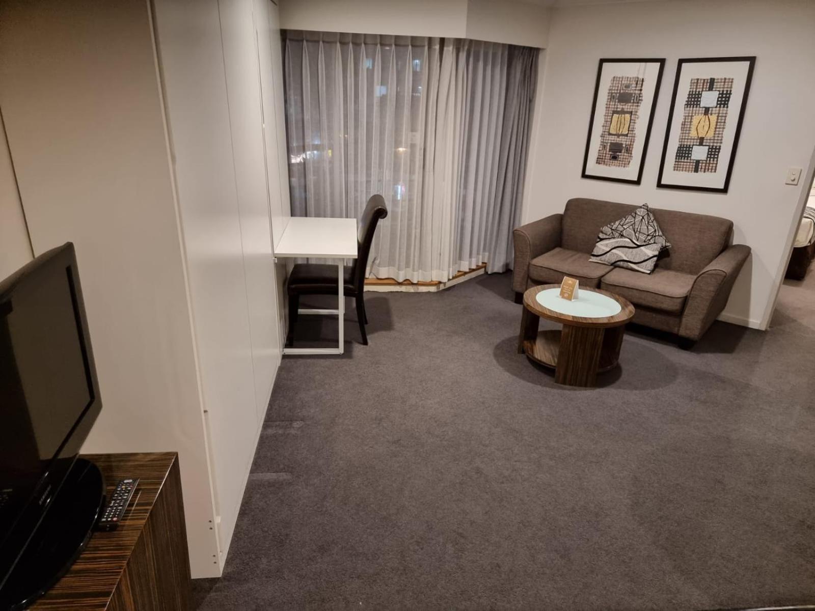 Aparthotel 38 Harbour Street *