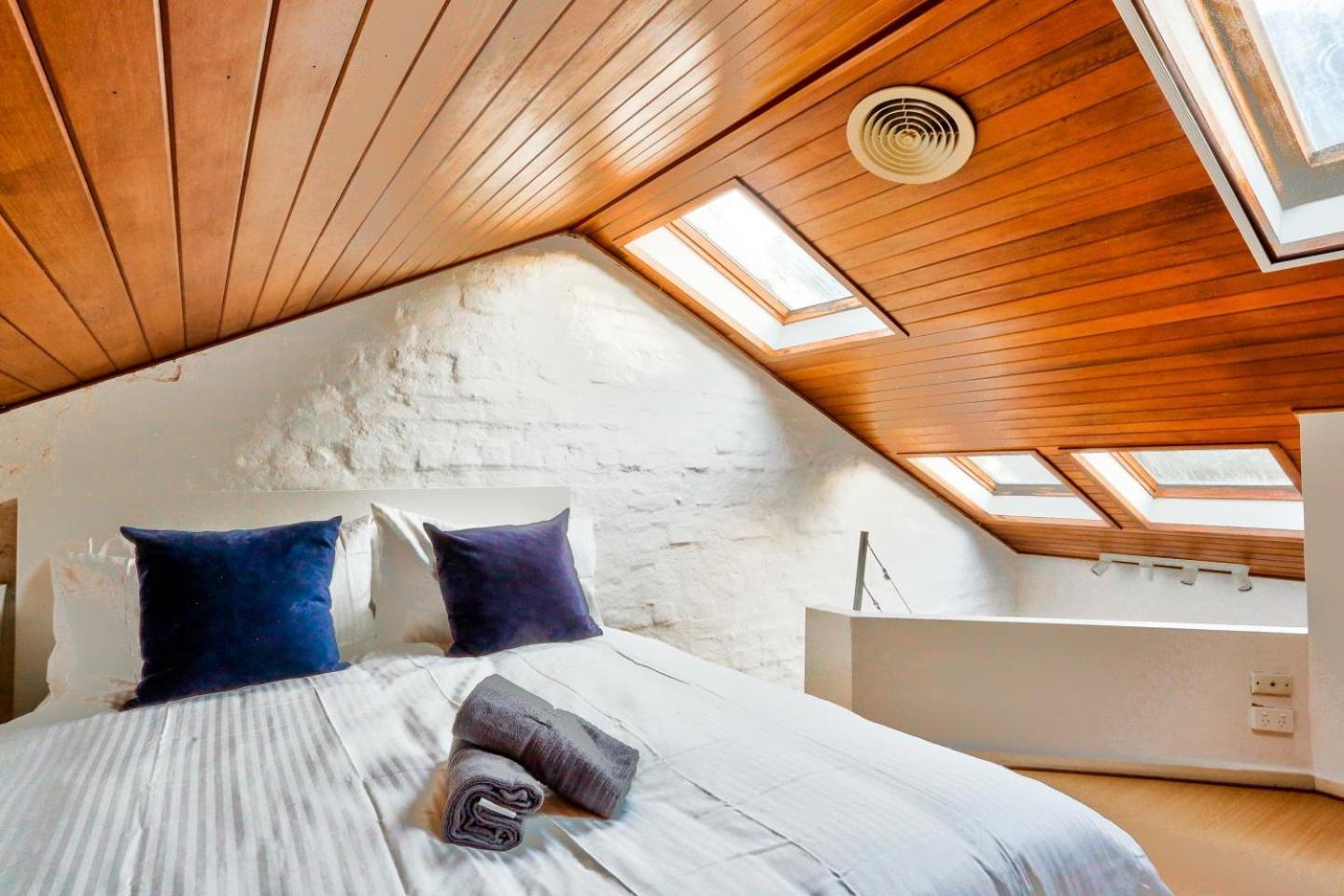 2 Bedroom House At The Centre Of Pyrmont Holiday home Sydney