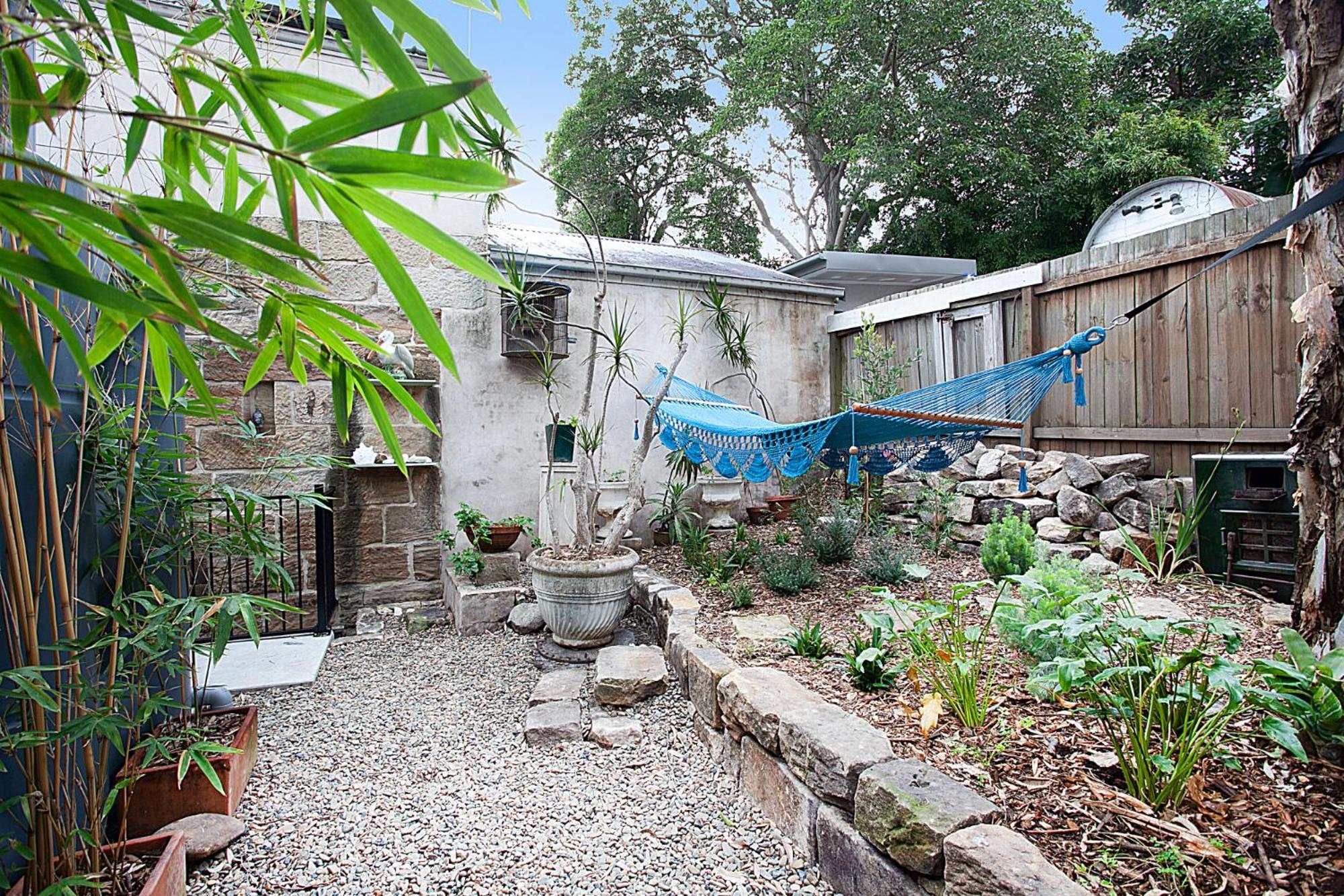 Spacious 3-bed Family House With Courtyard * Sydney