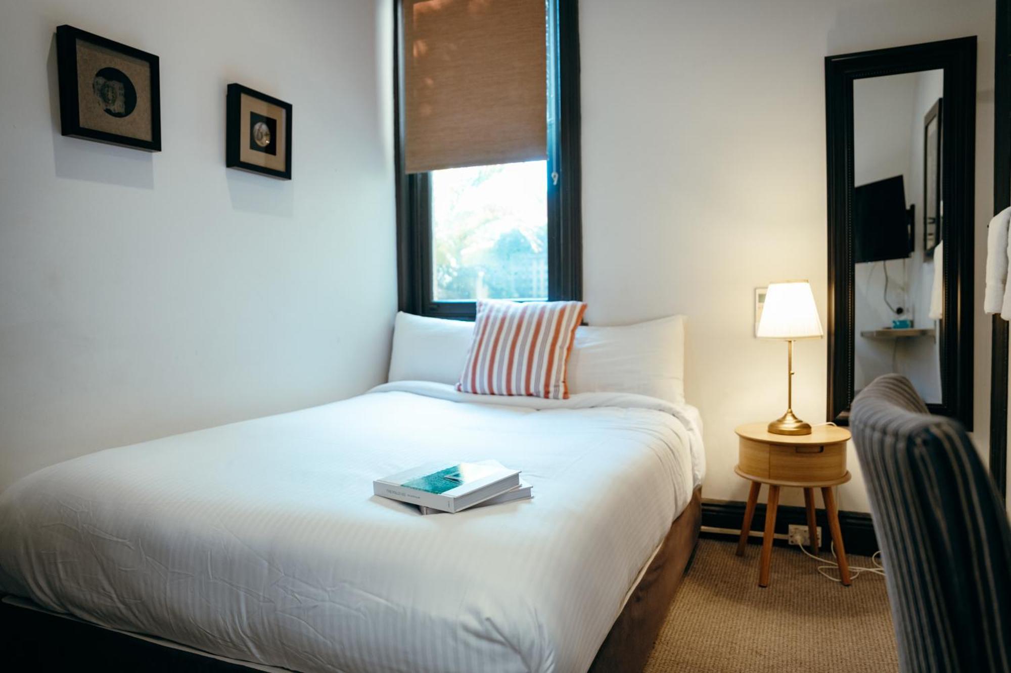 Cremorne Point Manor 4*