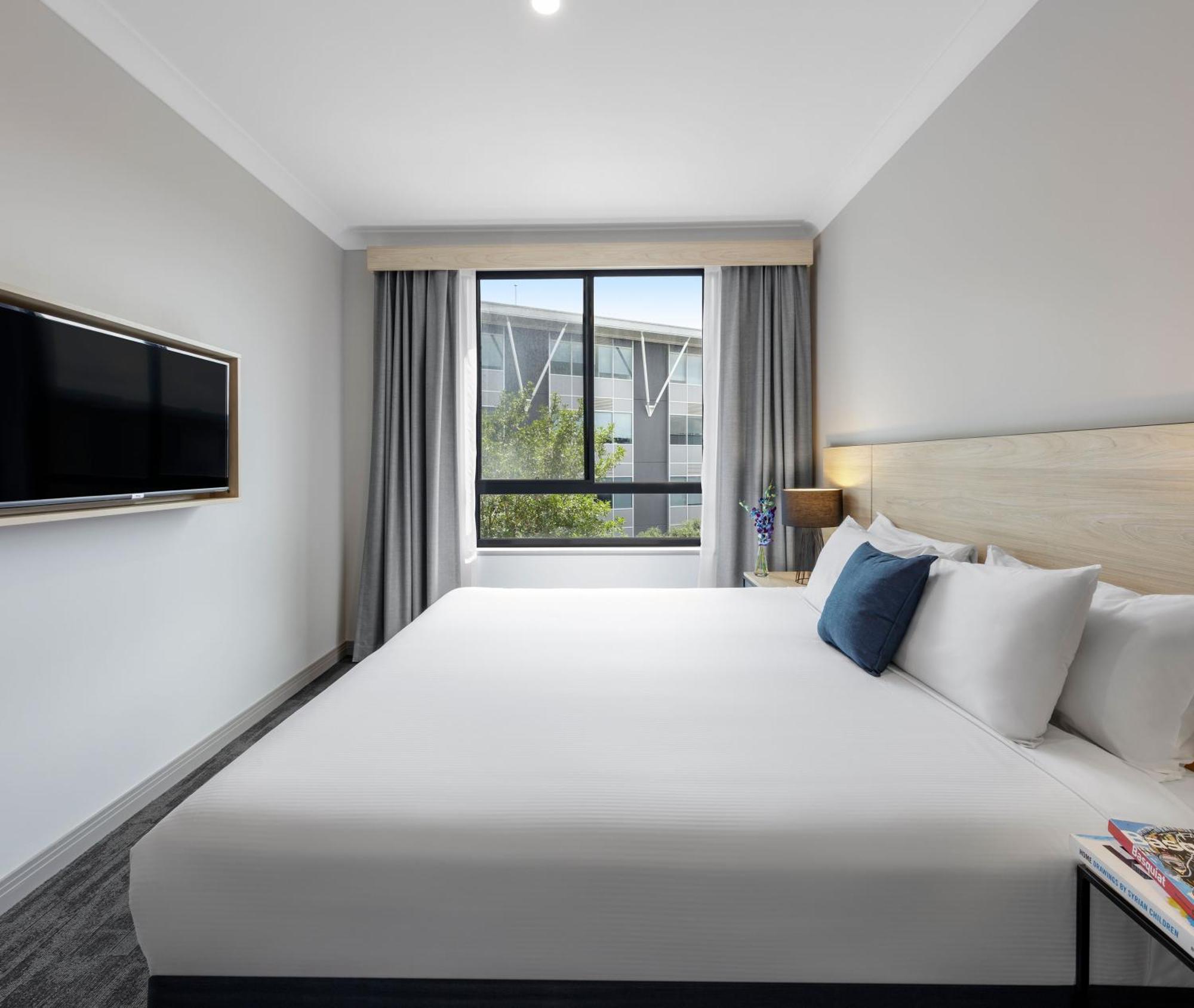 Oaks North Ryde Aparthotel 4*