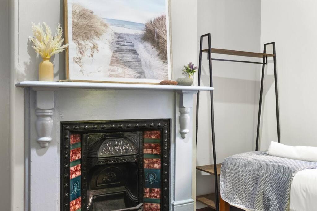 Stylish 2 Story Terrace House In Chippendale Holiday home Sydney