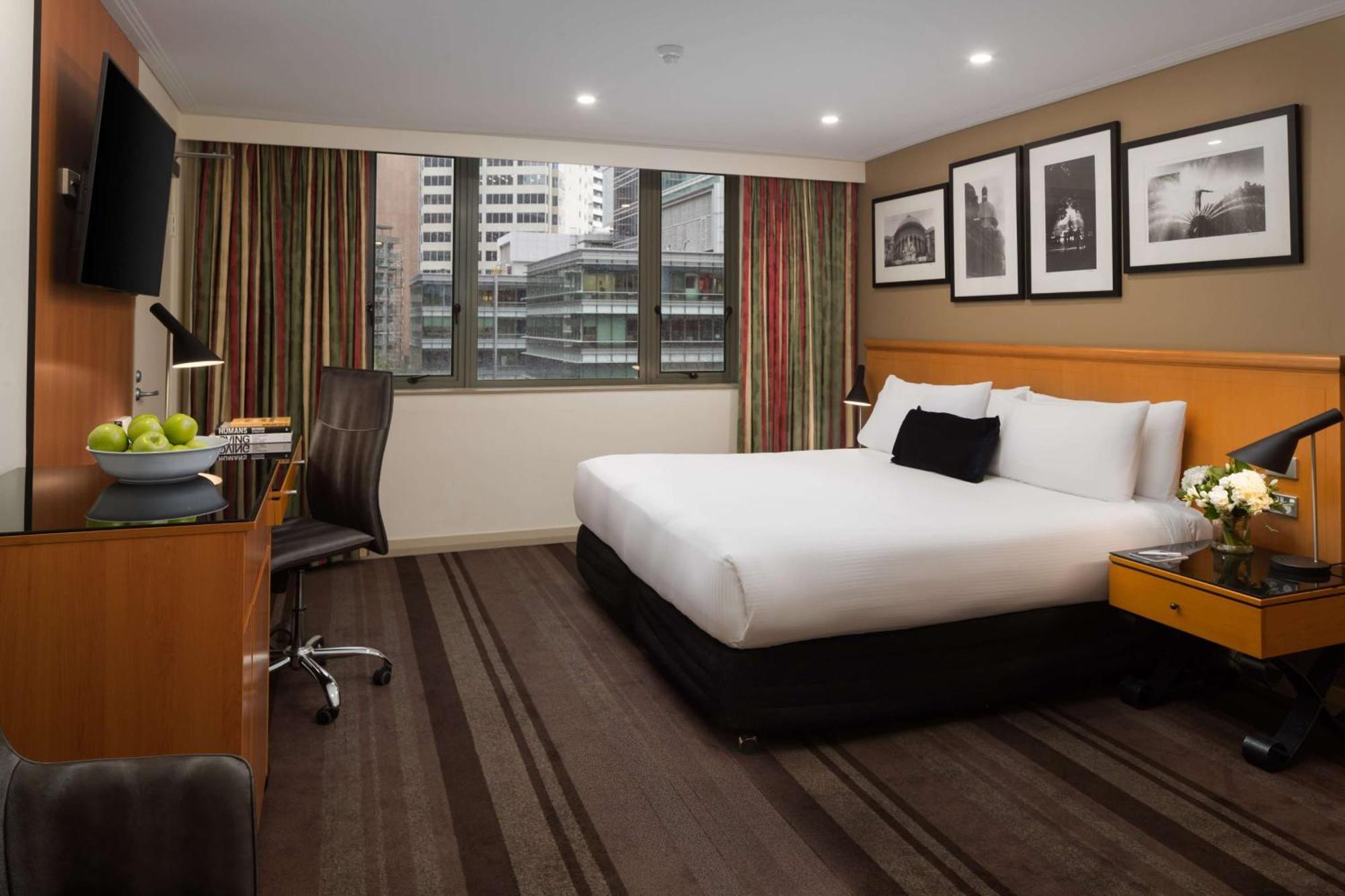 Rydges World Square Hotel
