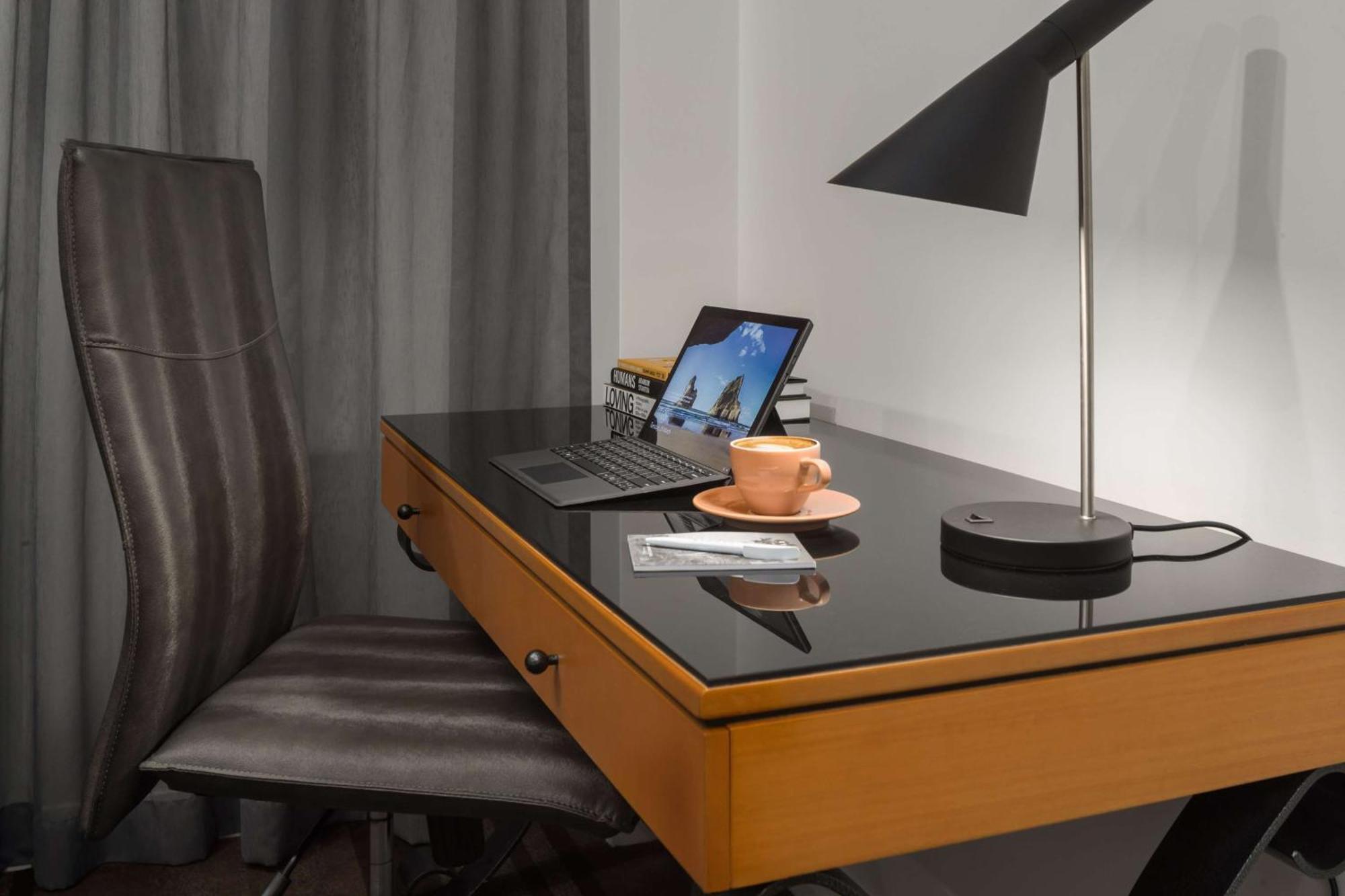Hotel Rydges World Square