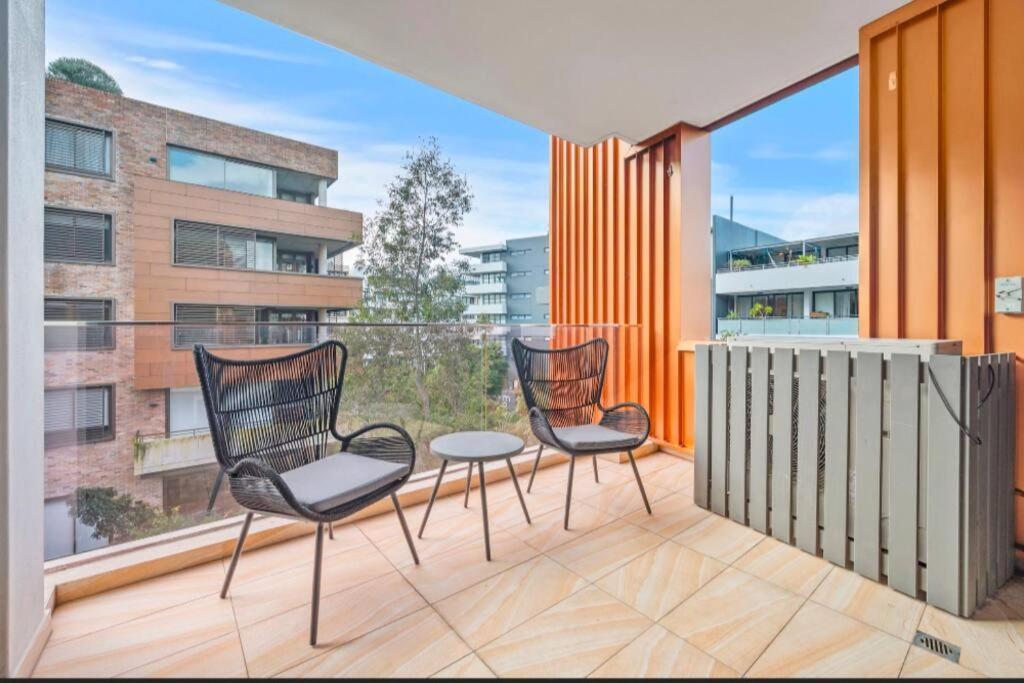 Apartment Modern Two Bed In The Centre Of Erskenville *