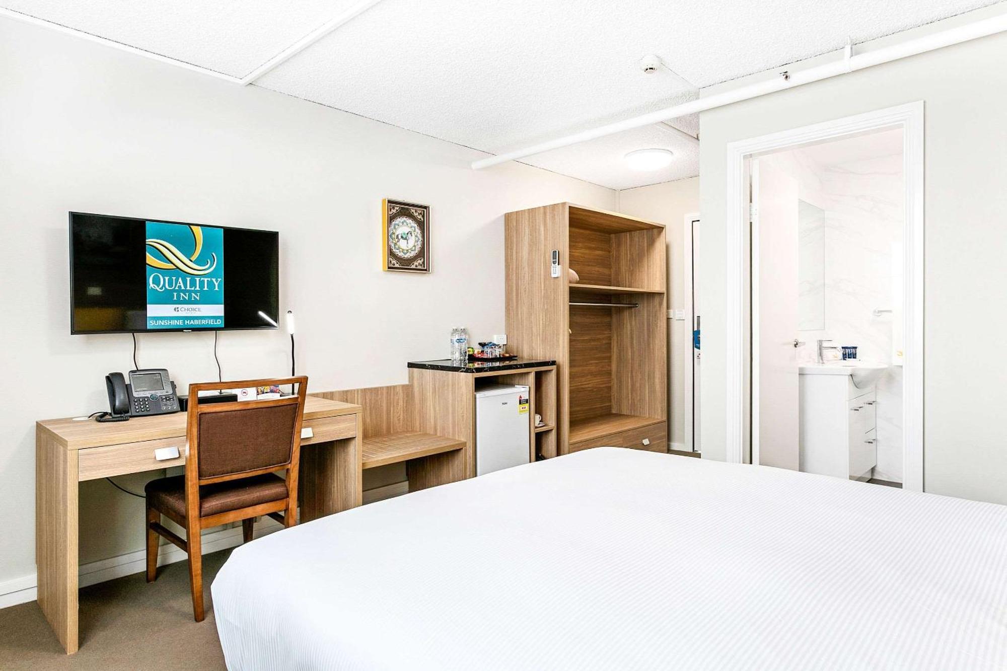 Quality Sunshine Haberfield Hotel