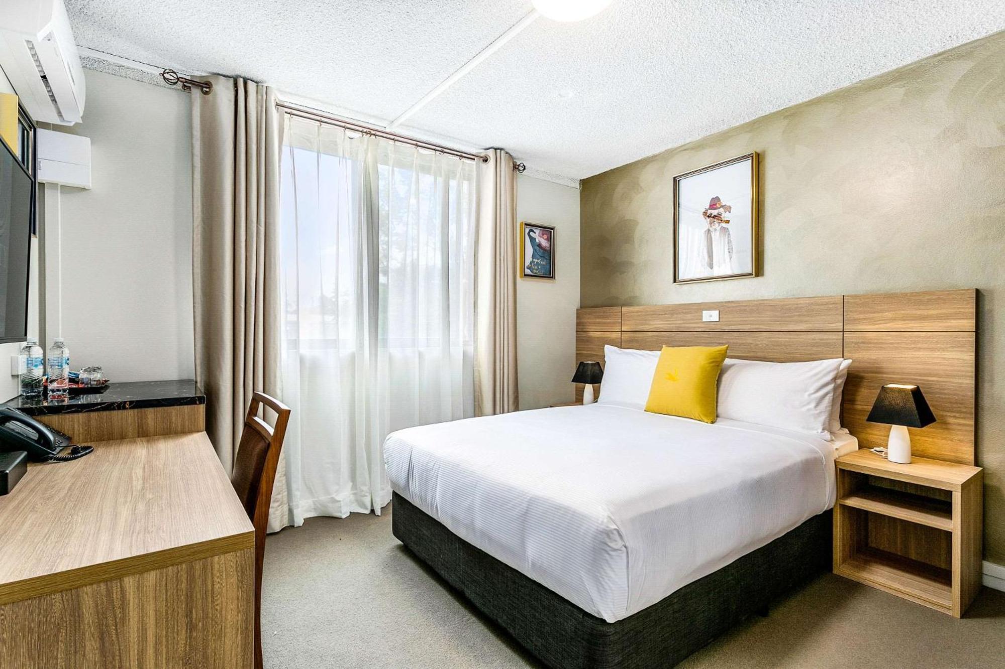 Hotel Quality Sunshine Haberfield Sydney