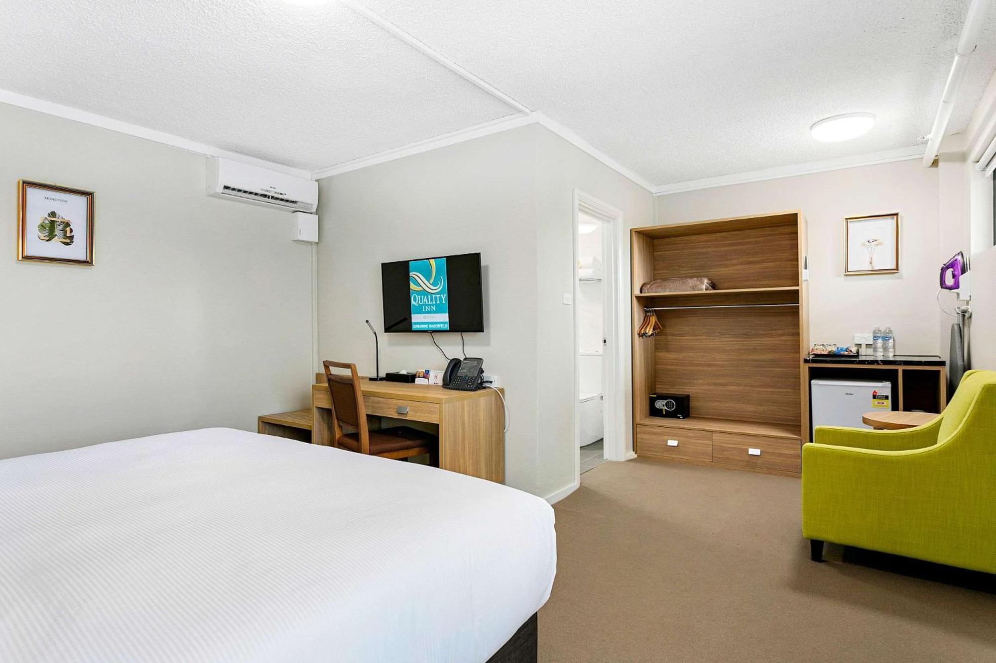 Quality Sunshine Haberfield Hotel