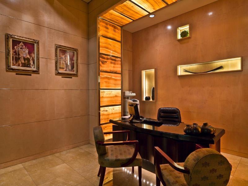 Amora Jamison Hotel 5*