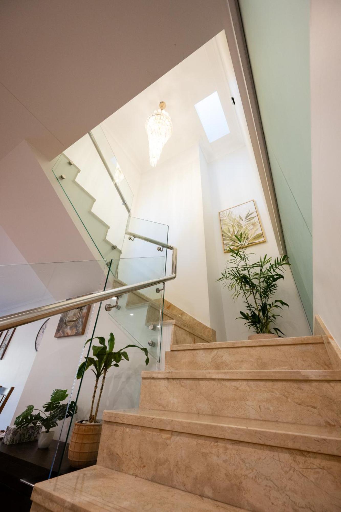 Holiday home Luxury 3br In Mascot - Minutes From City, Beaches, And Airports