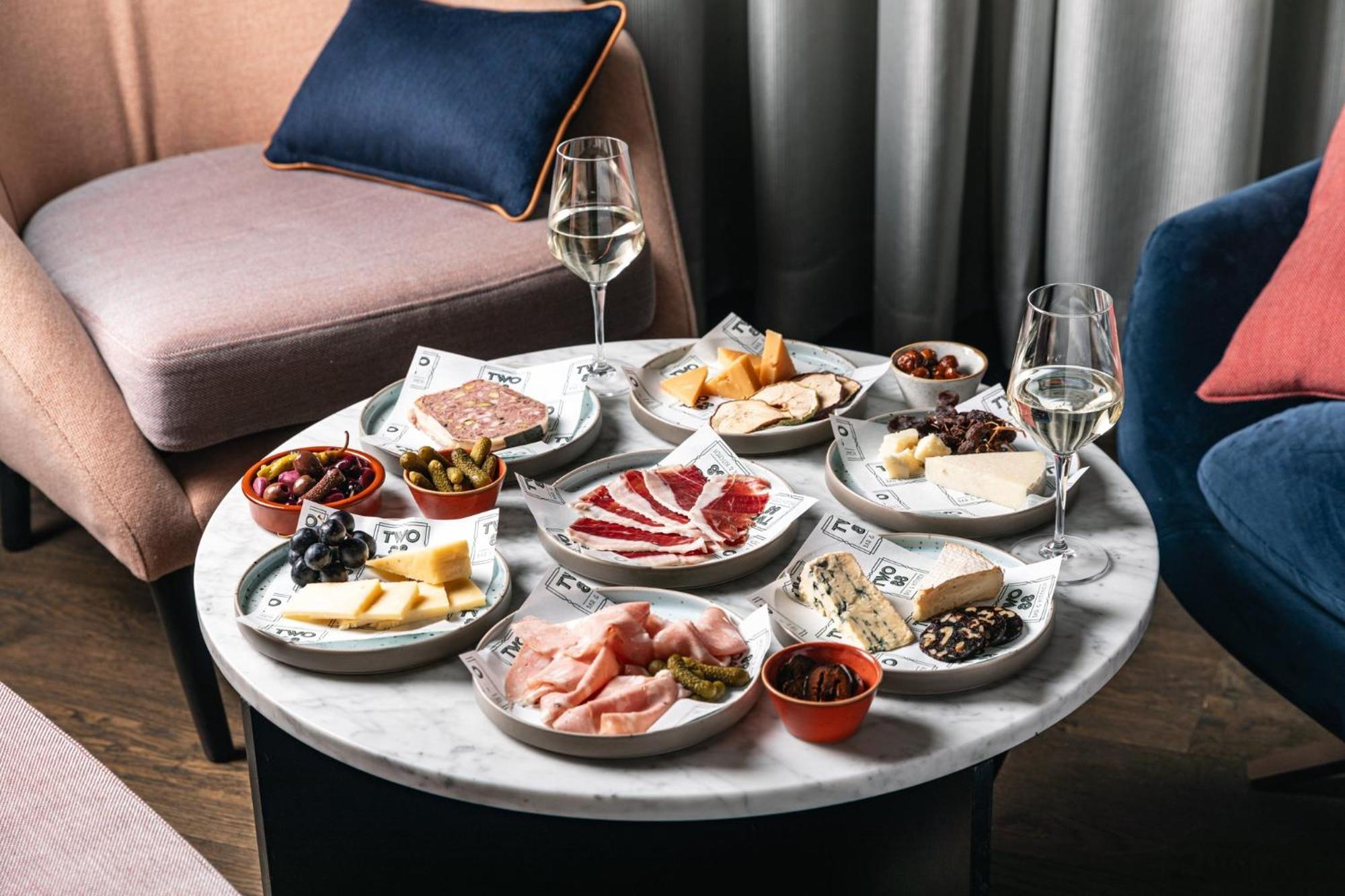 Hotel Crowne Plaza Darling Harbour By Ihg 4*