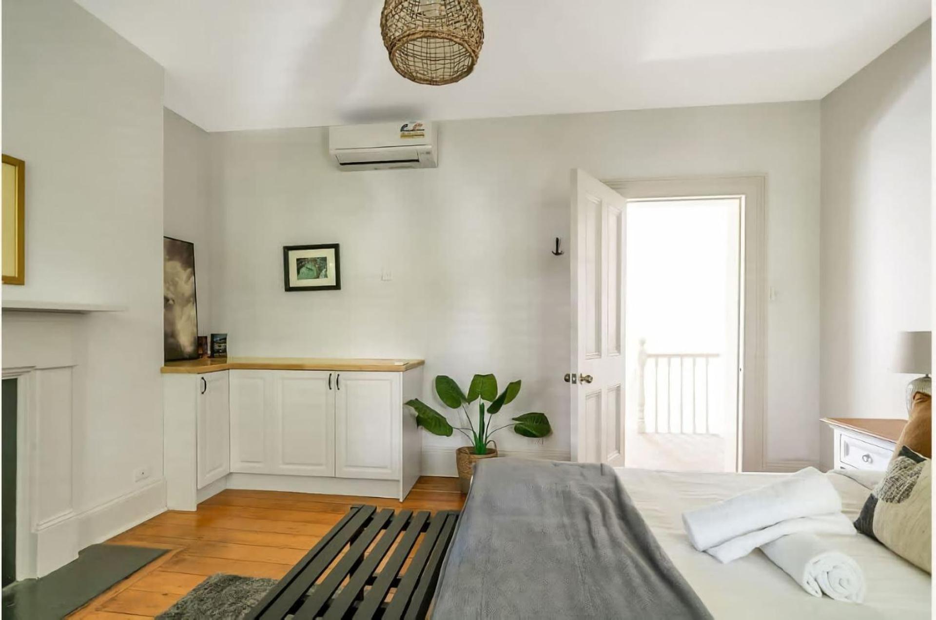 Multi Level Surry Hills With Terrace