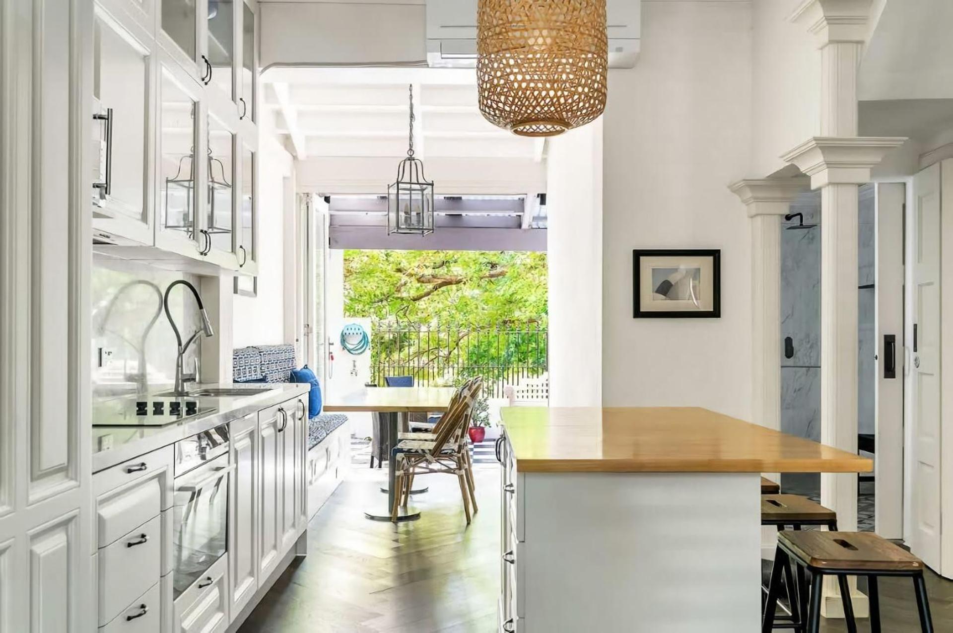 Multi Level Surry Hills With Terrace Sydney