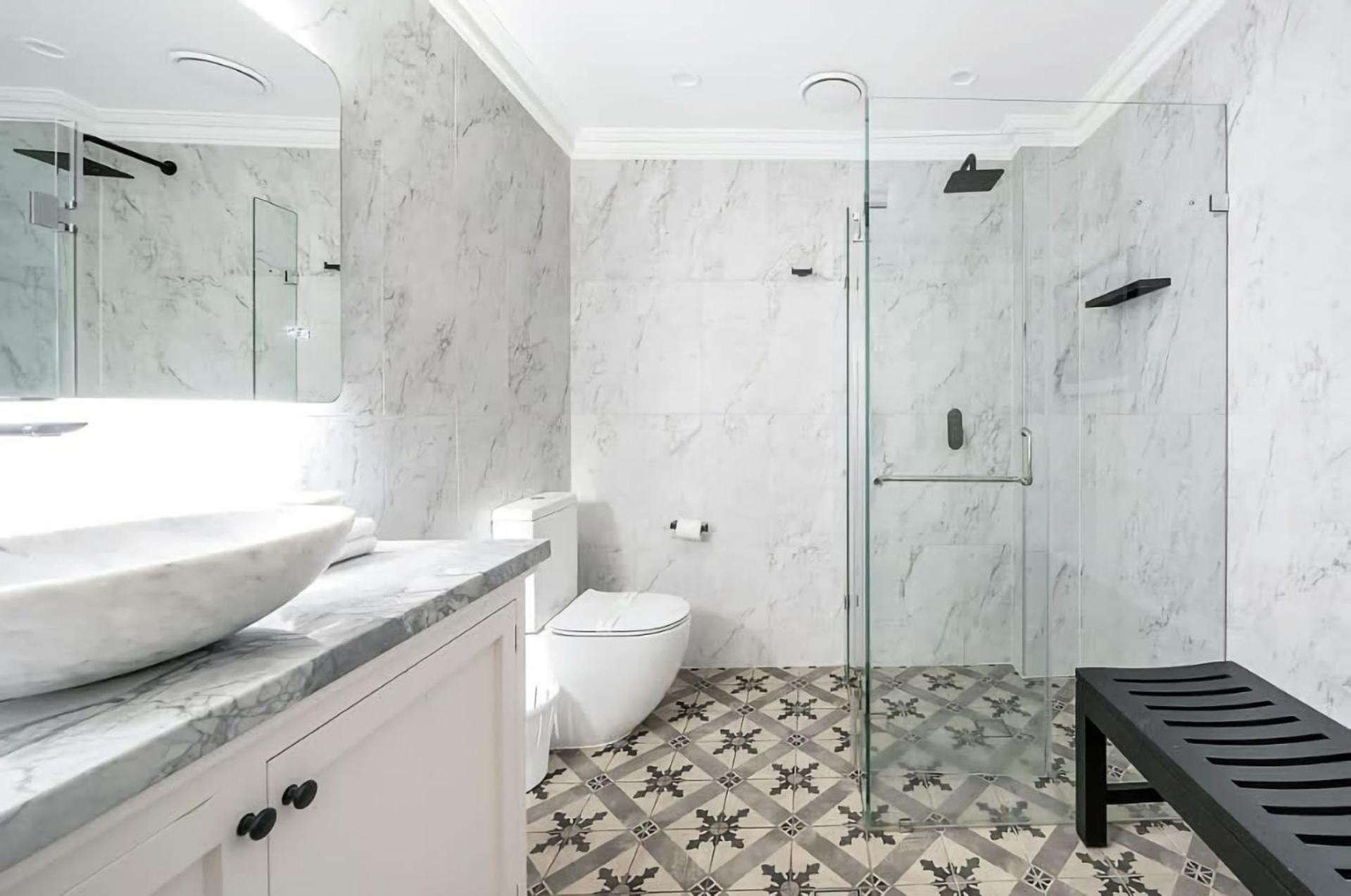 Multi Level Surry Hills With Terrace *