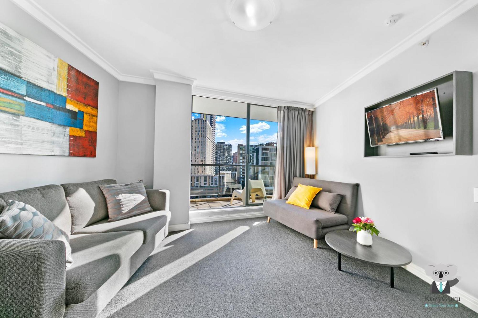 Bright 2-bedroom With Views * Sydney