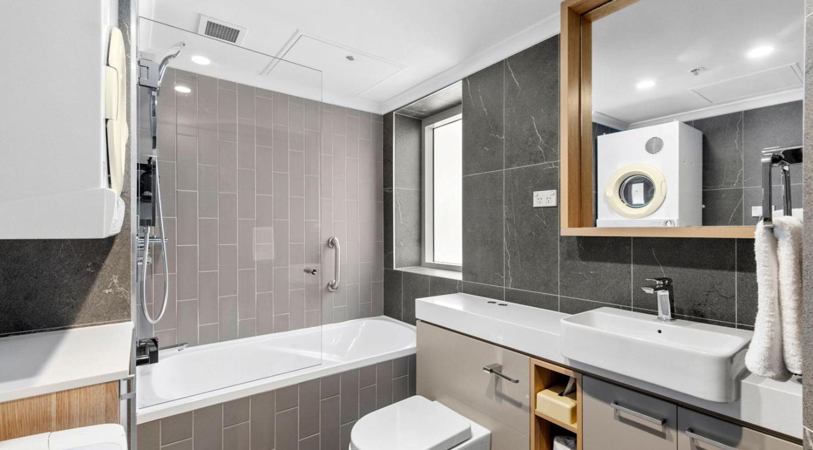 Kent 904 Self- Catering Apartment
