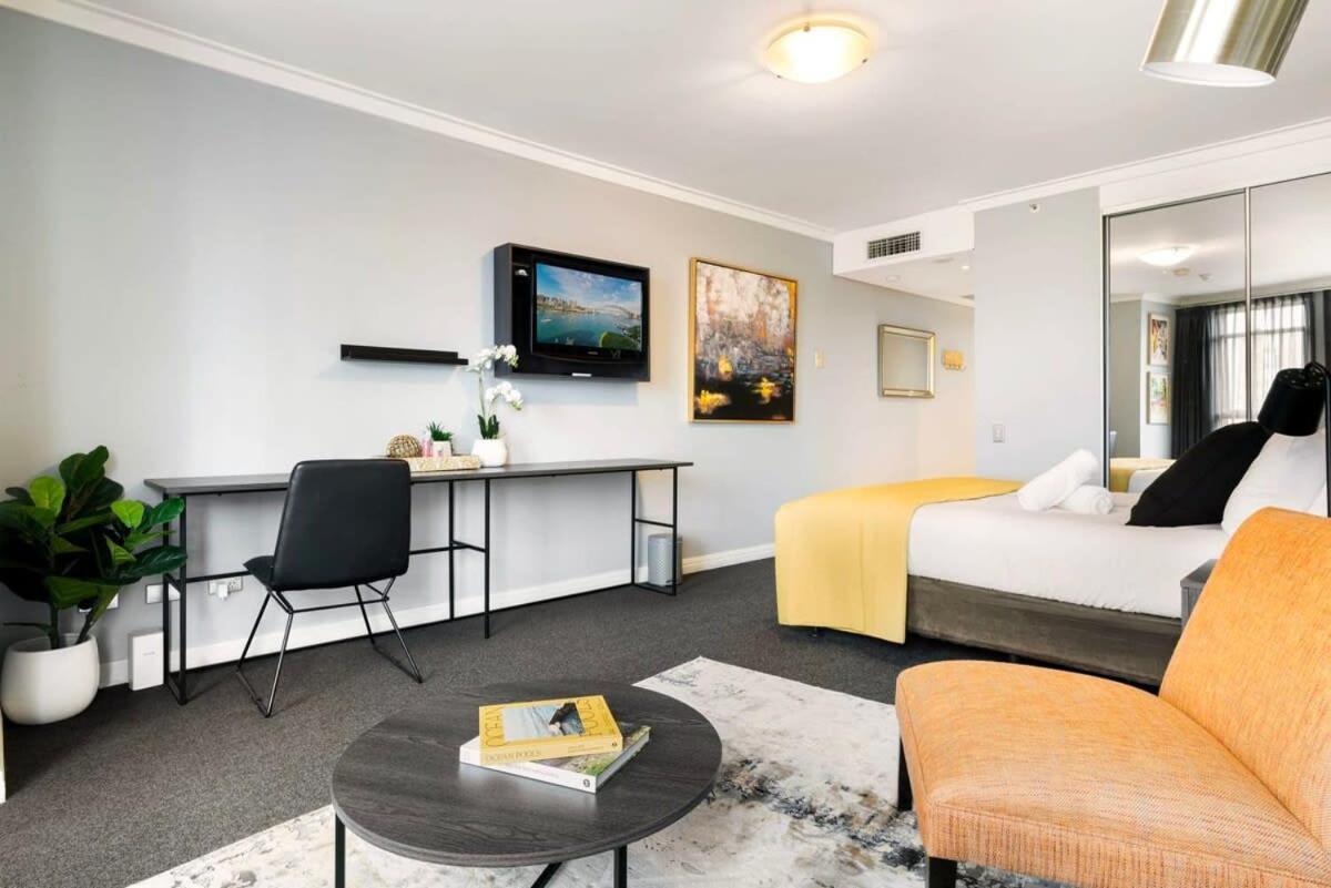 Apartment Charming City Abode