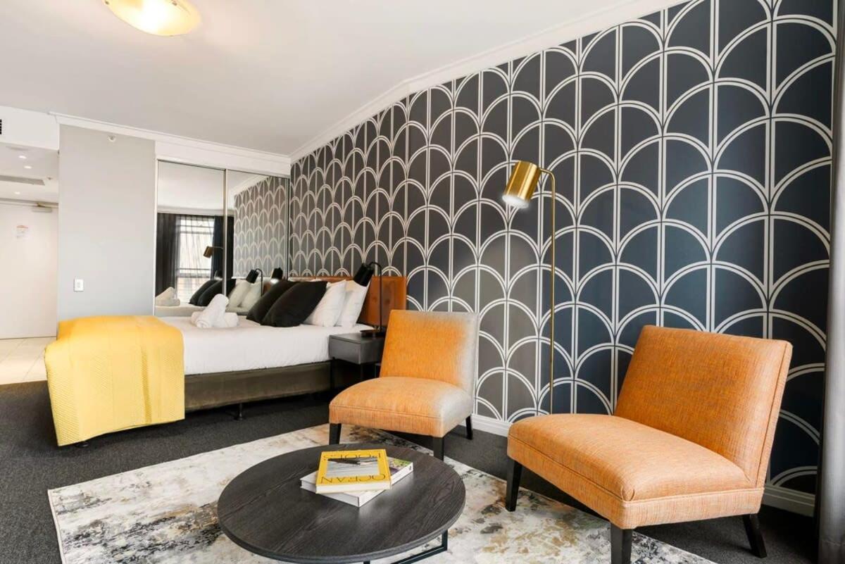 Charming City Abode Apartment *