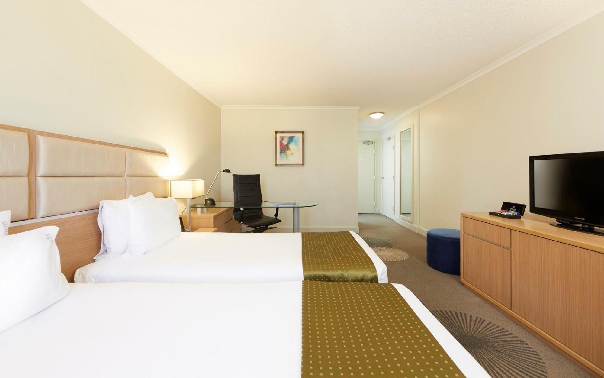 Hotel Parramatta By Ihg 4*