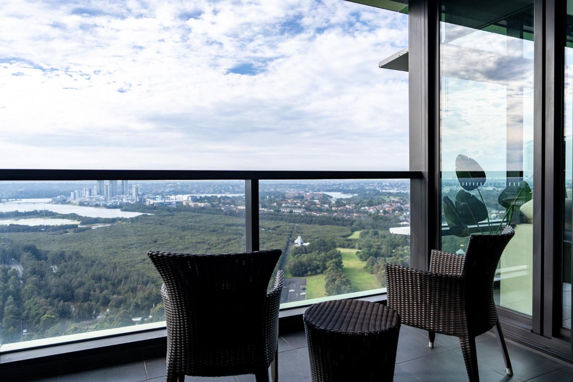 Apartment High-rise With Park View In Olympic Park
