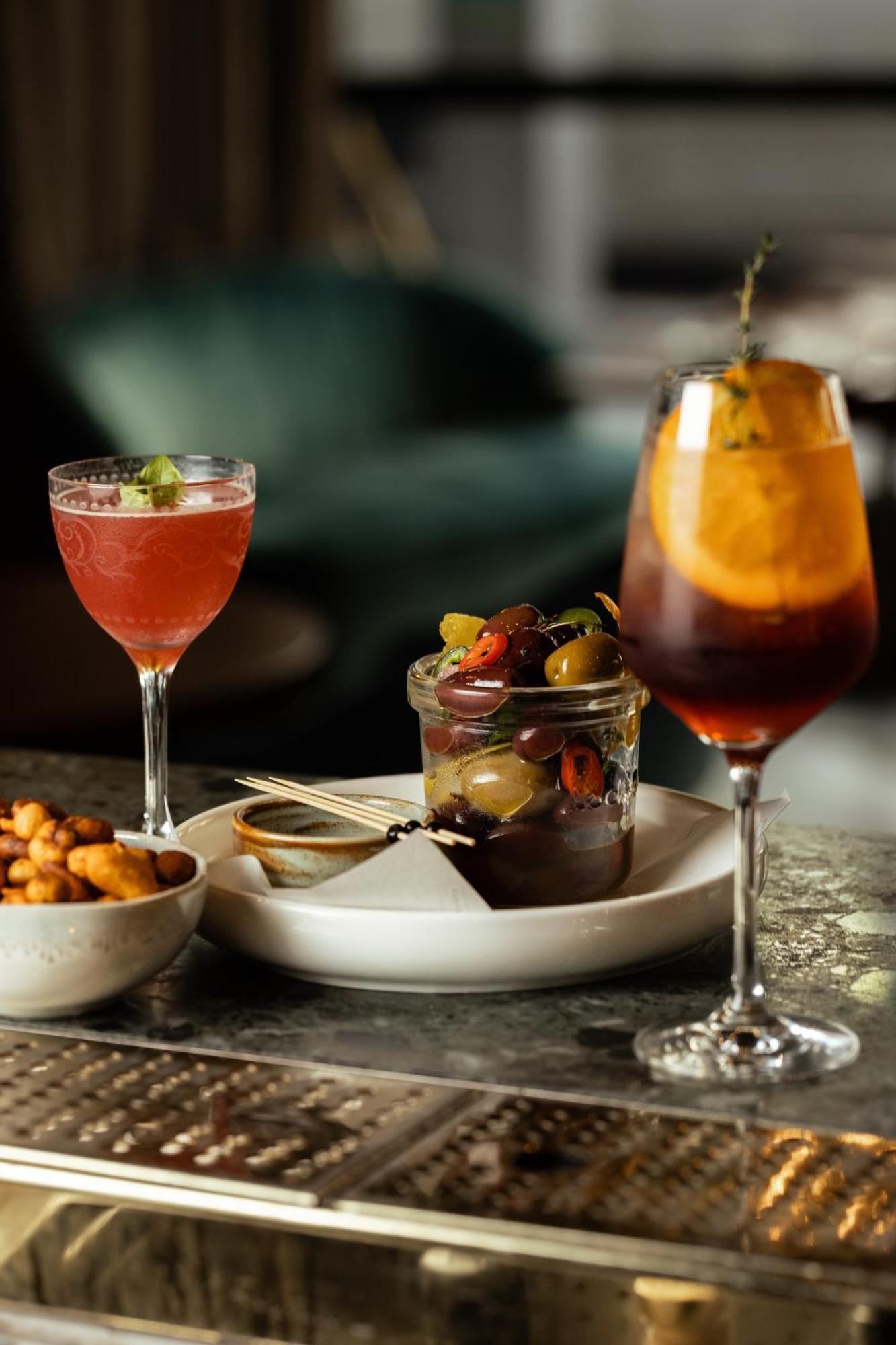 West Sydney, Curio Collection By Hilton
