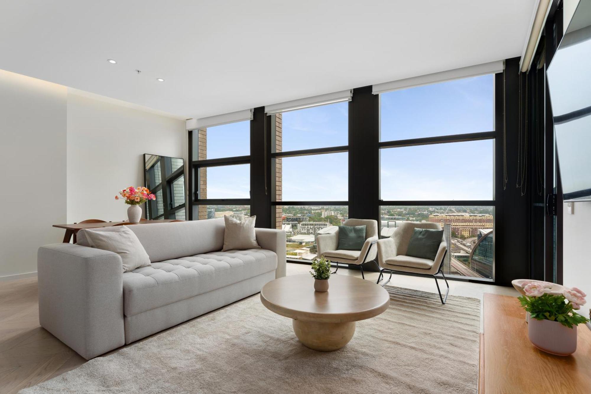 Harbour Views, Fireworks & Secure Parking Apartment