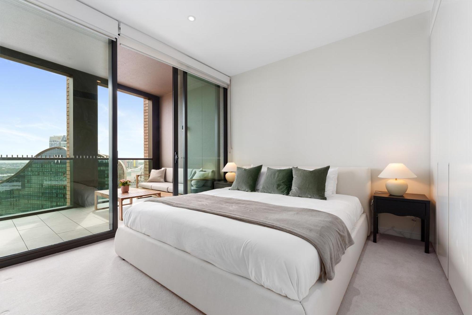 Harbour Views, Fireworks & Secure Parking * Sydney