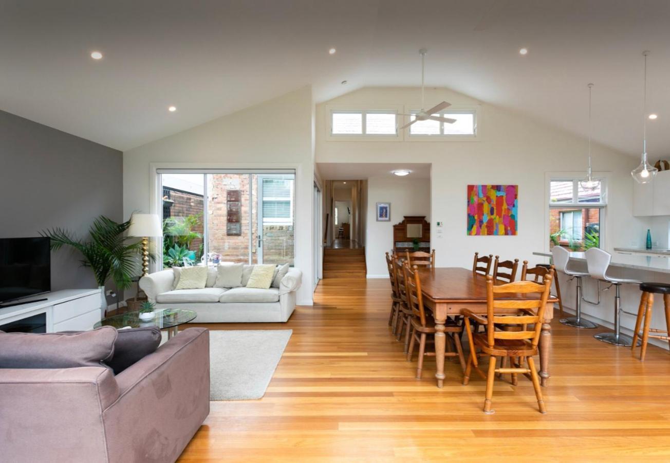 House Close To Manly *