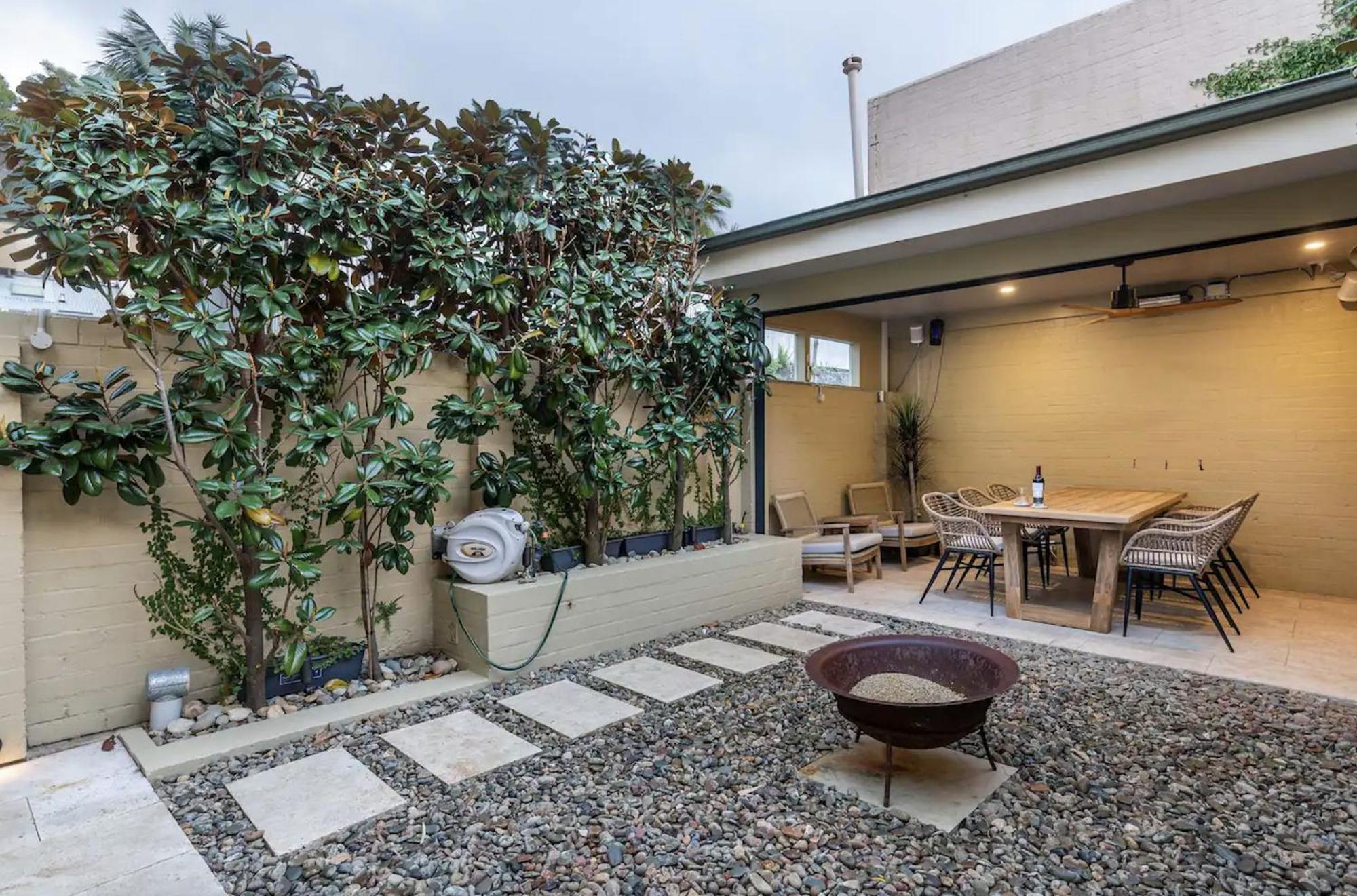 Millers Point Harbourside Holiday home