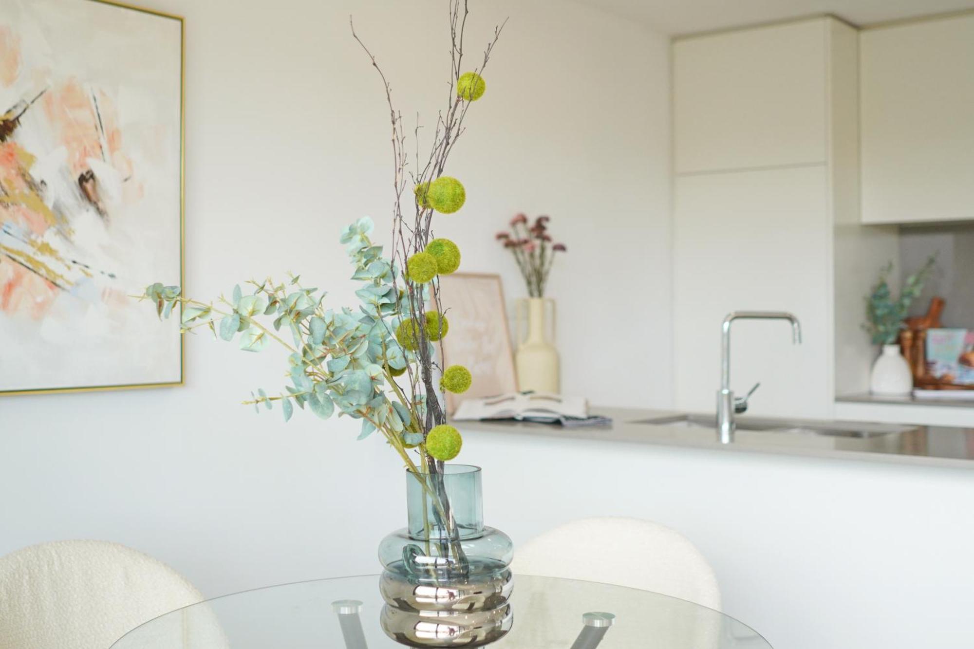 Apartment Bright & Elegant 2br With 2 Parking In Mascot