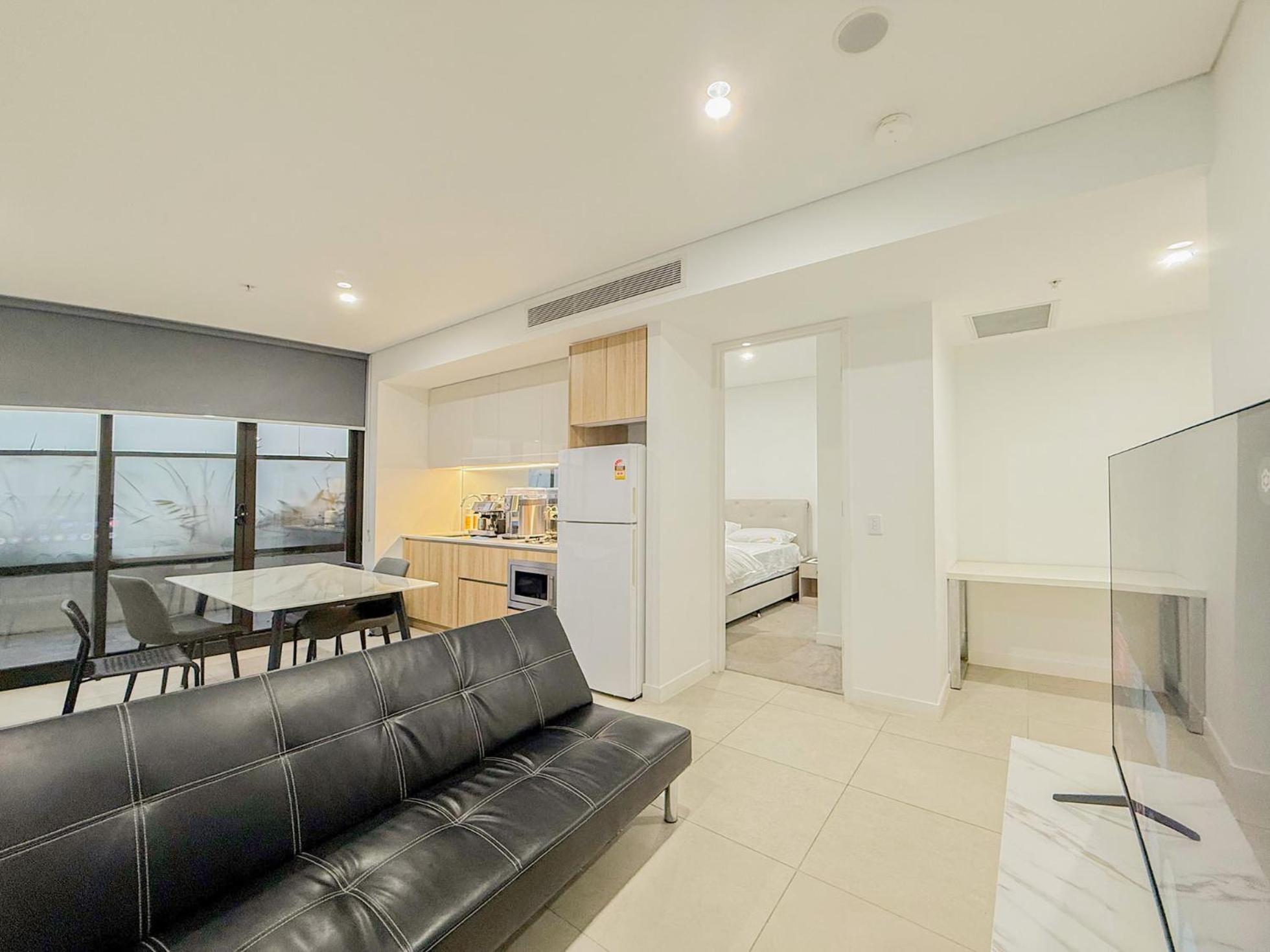 Burwood At St Luke Square Apartment *