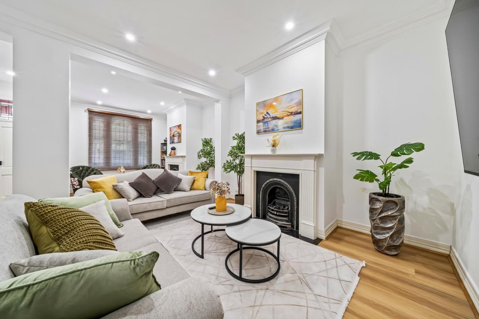 Luxe Living Terrace By The Star Sydney