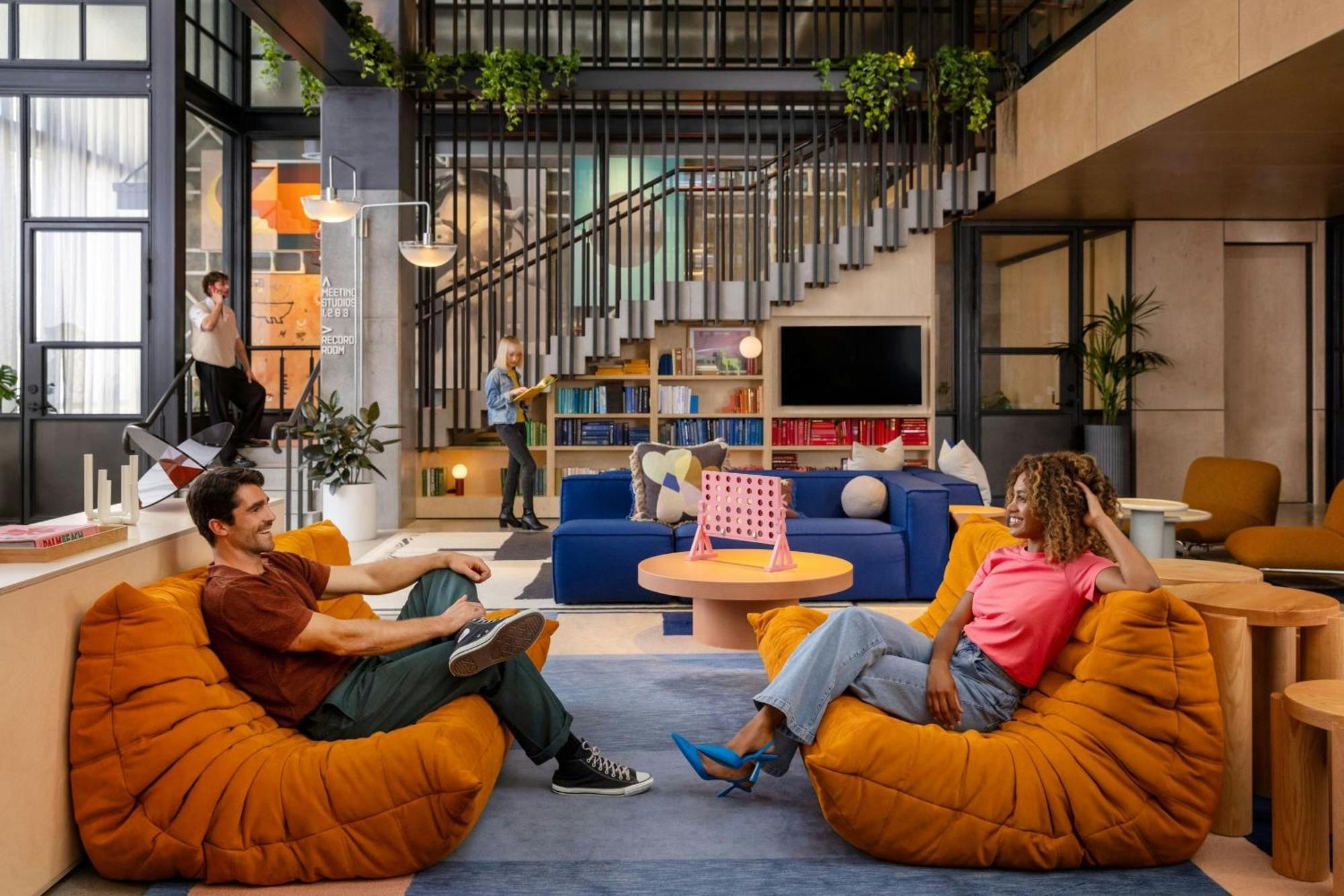 Moxy Airport