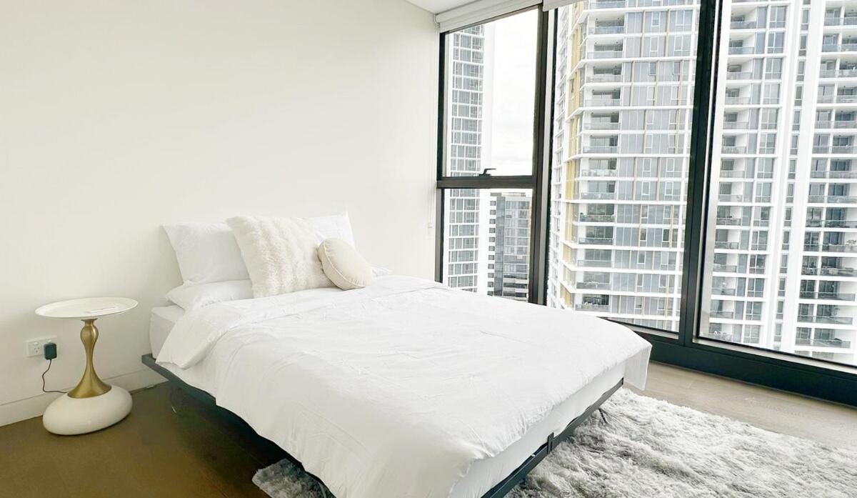 Sunset Serenity 2 Bedroom In Olympic Park Apartment *
