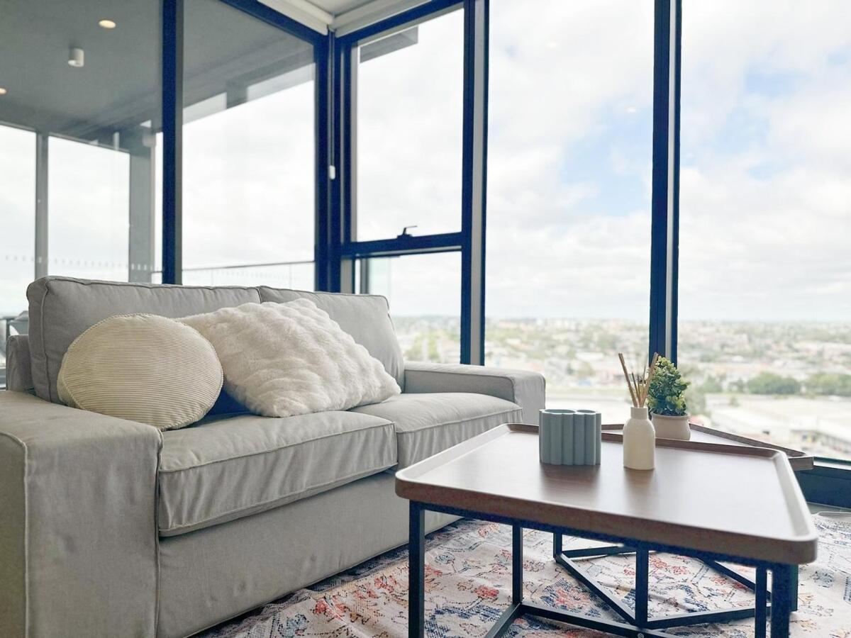 Sunset Serenity 2 Bedroom In Olympic Park Apartment *