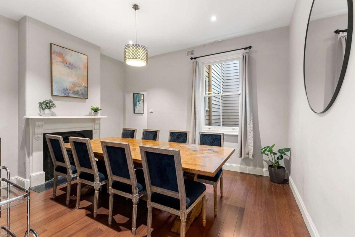 Apartment Perfect Vacation W Large Outdoor Space Sydney