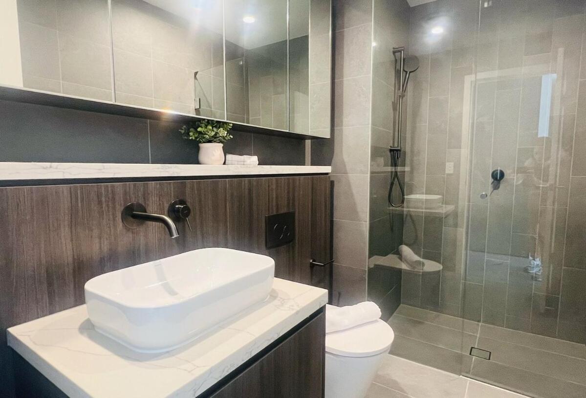 Stylish 2 Beds In Olympic Park Sydney