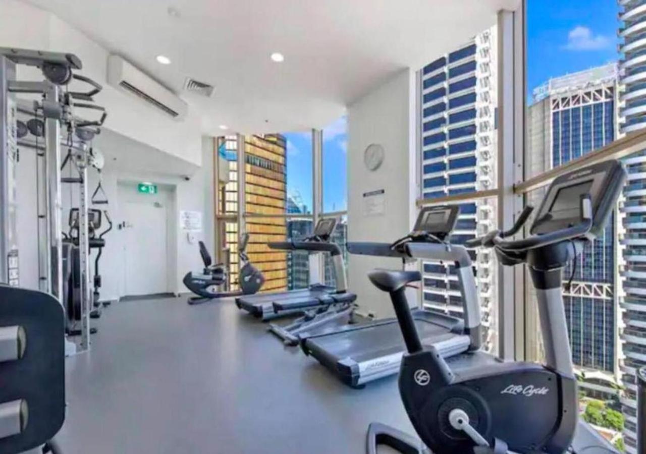 Apartment With Pool, Sauna & Gym *