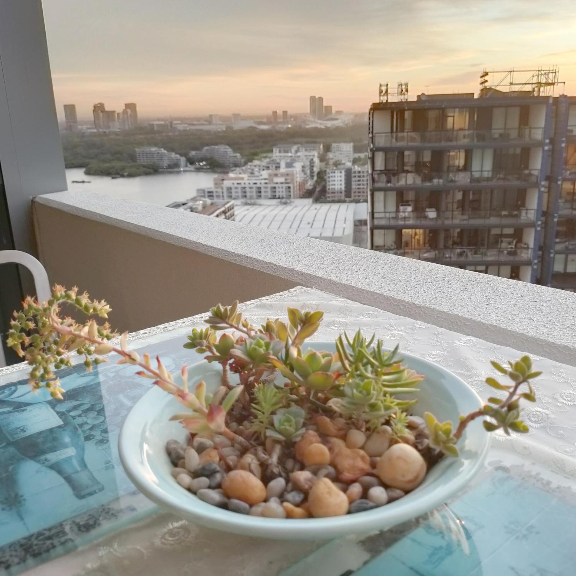 Bay View 2 Bed Highrise With Free Parking