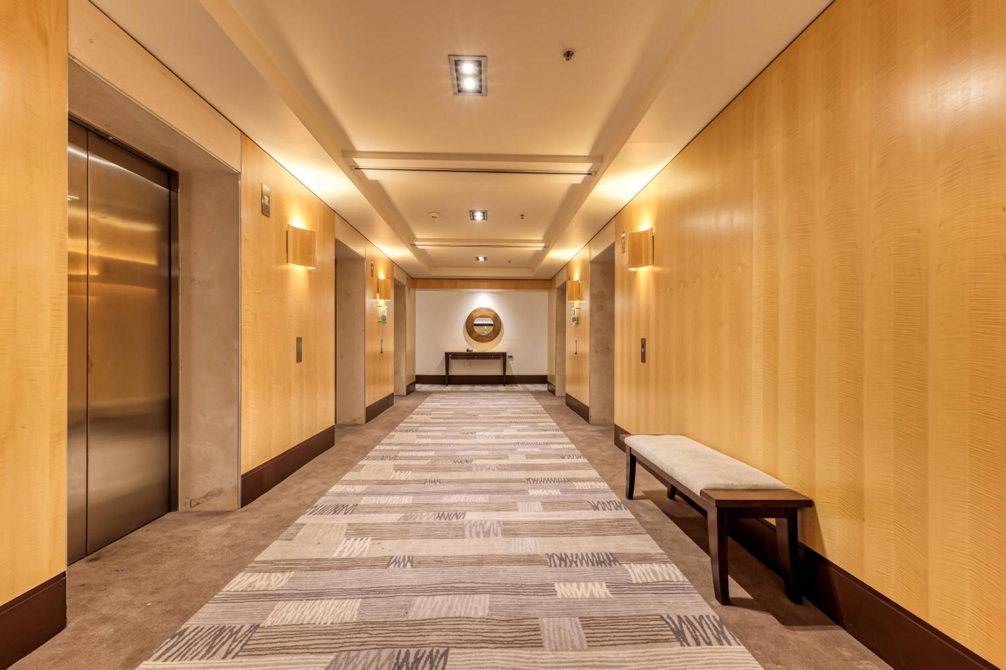 Amora Jamison Hotel