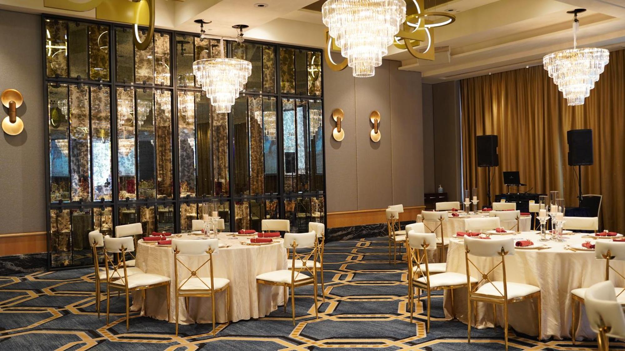 Amora Jamison Hotel 5*