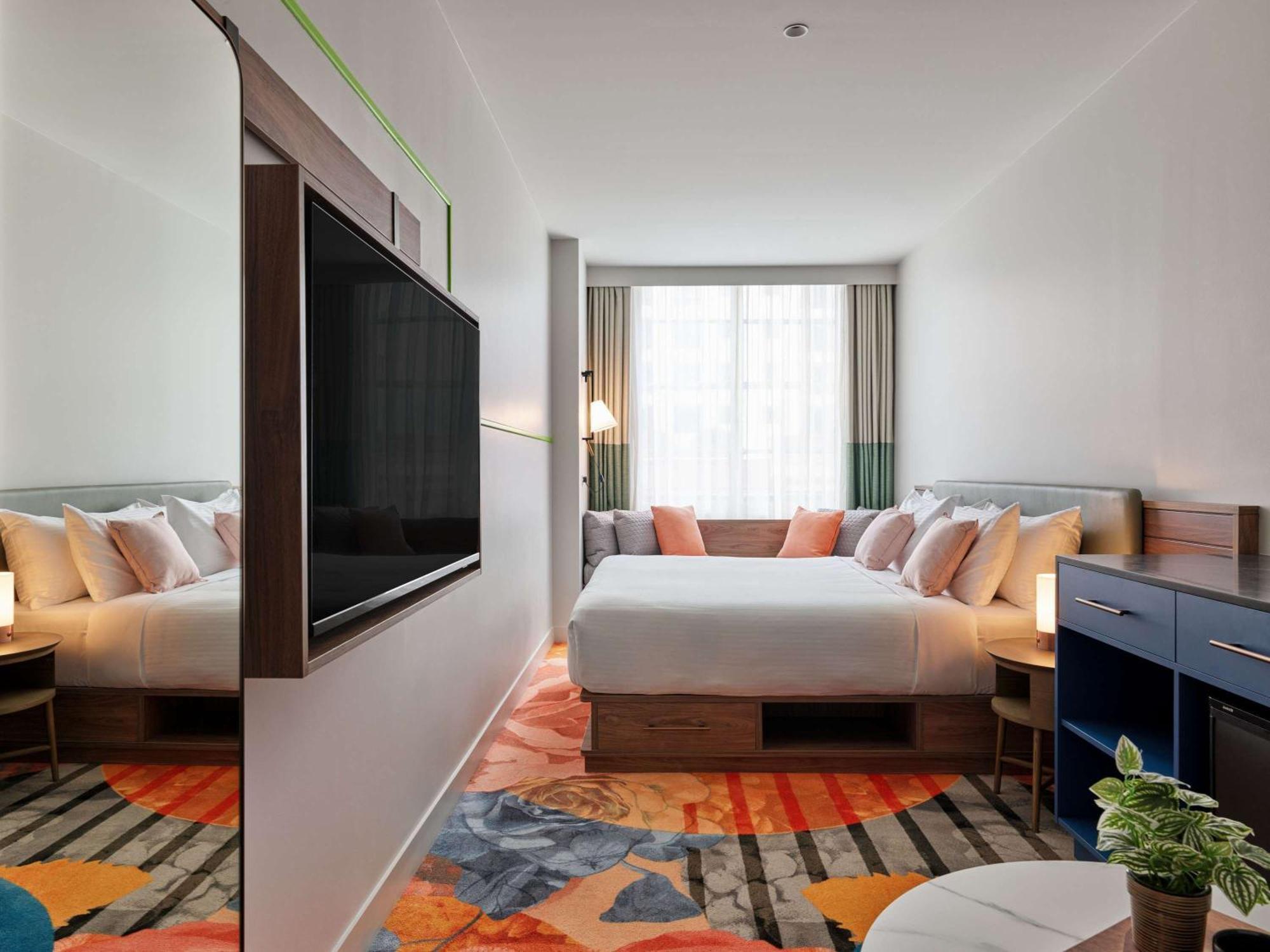 Hotel The Clarence Sydney