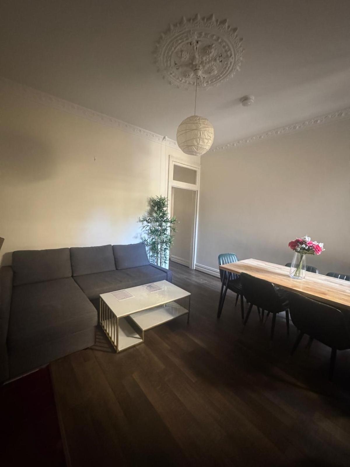 Spacious 4 Bedroom House Darling Harbour Apartment Sydney