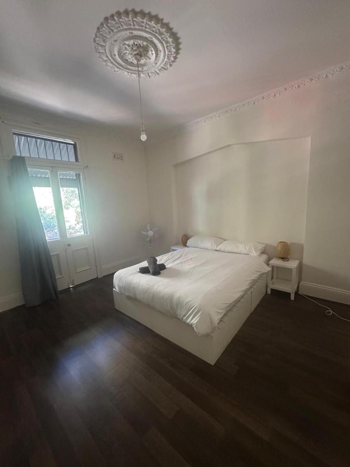 Spacious 4 Bedroom House Darling Harbour Sydney