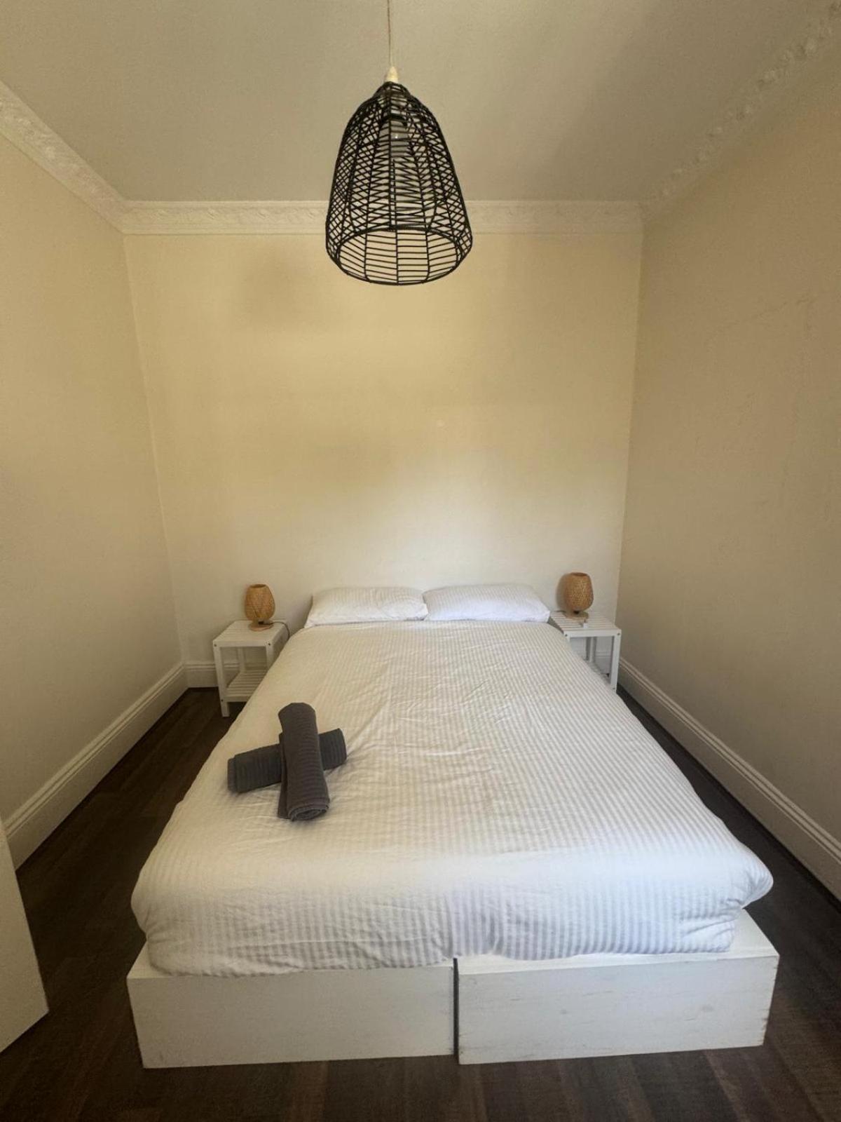 Spacious 4 Bedroom House Darling Harbour Apartment Sydney