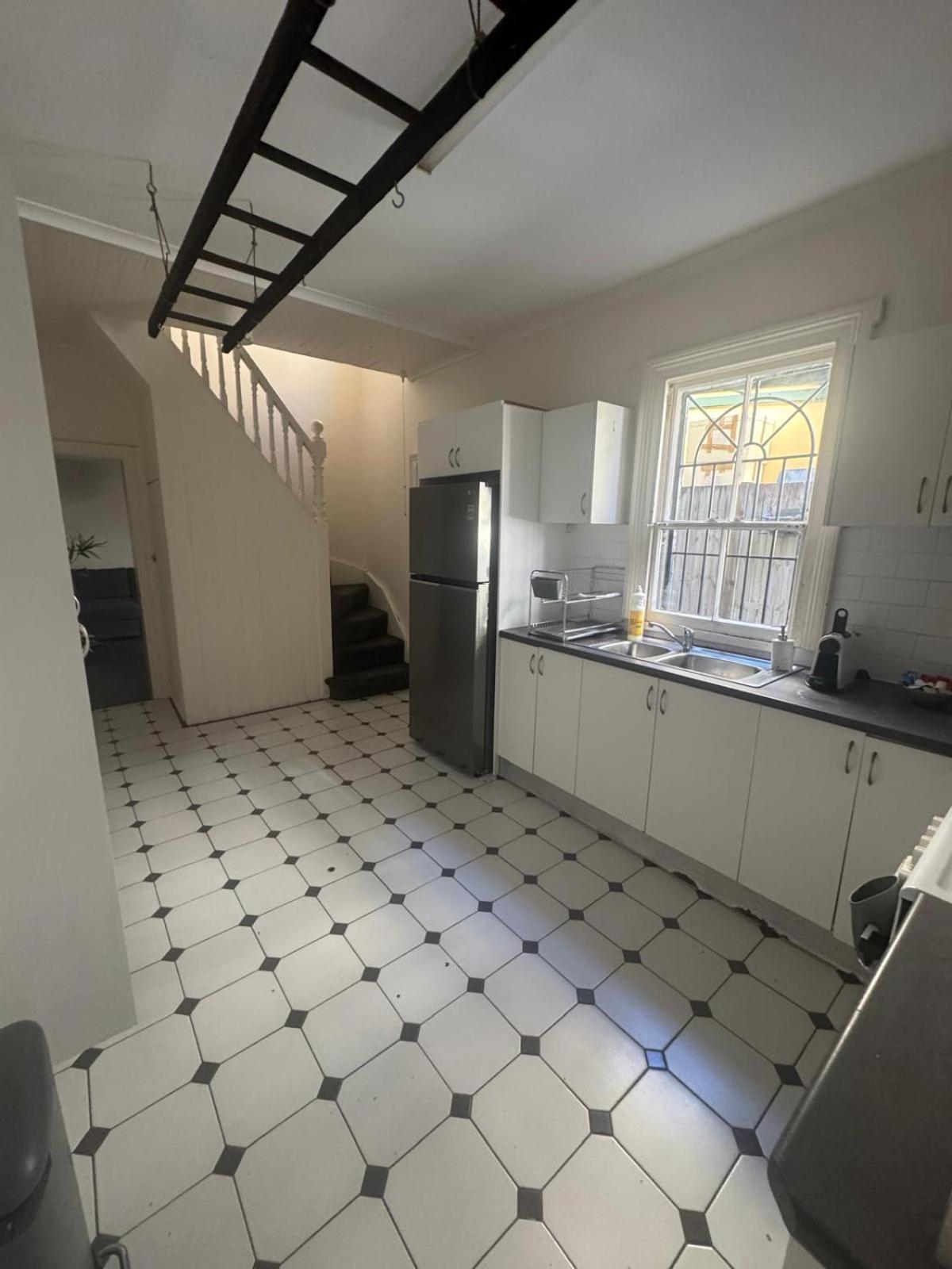 Spacious 4 Bedroom House Darling Harbour Sydney
