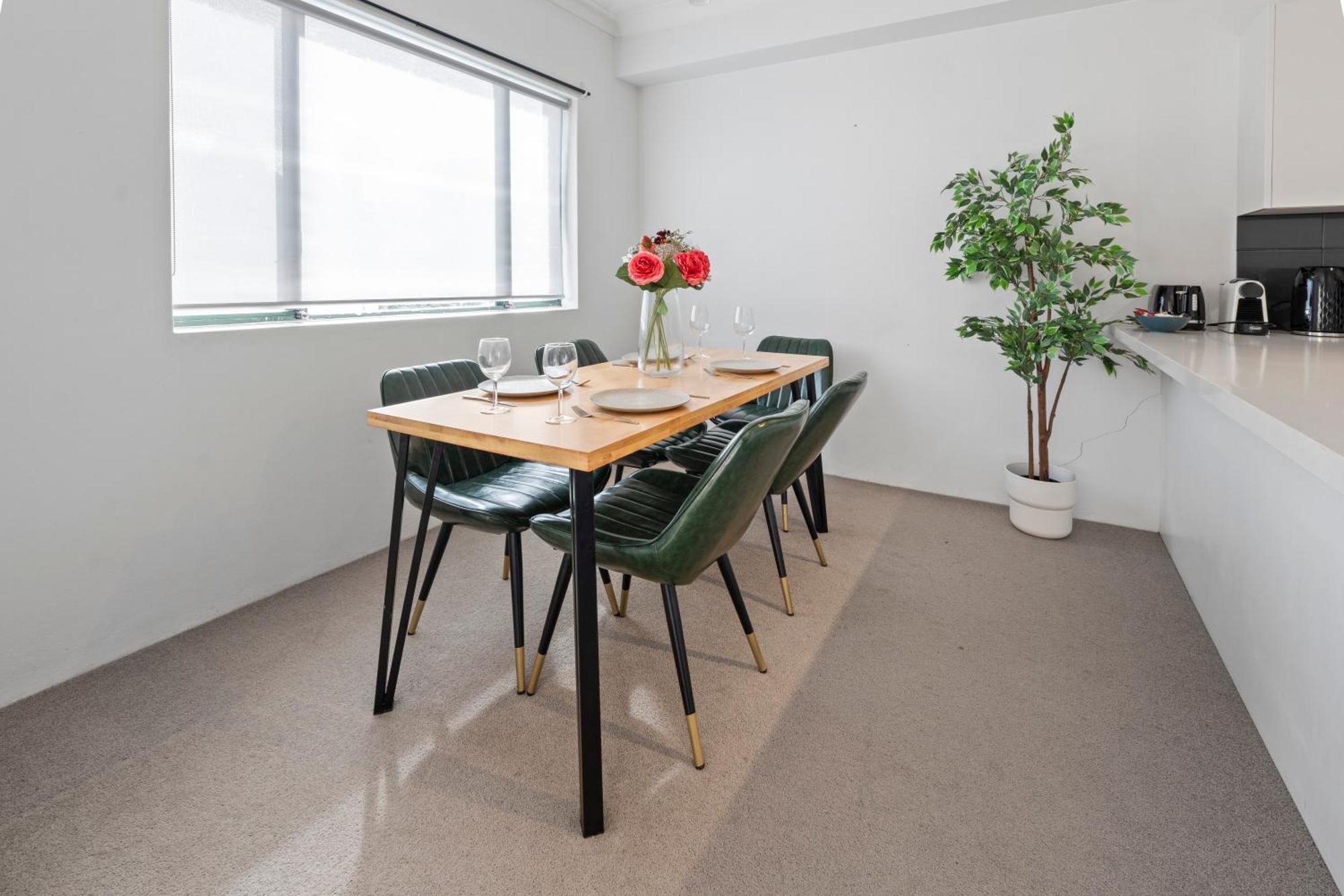 Cozy 2 Bedroom Surry Hills Apartment