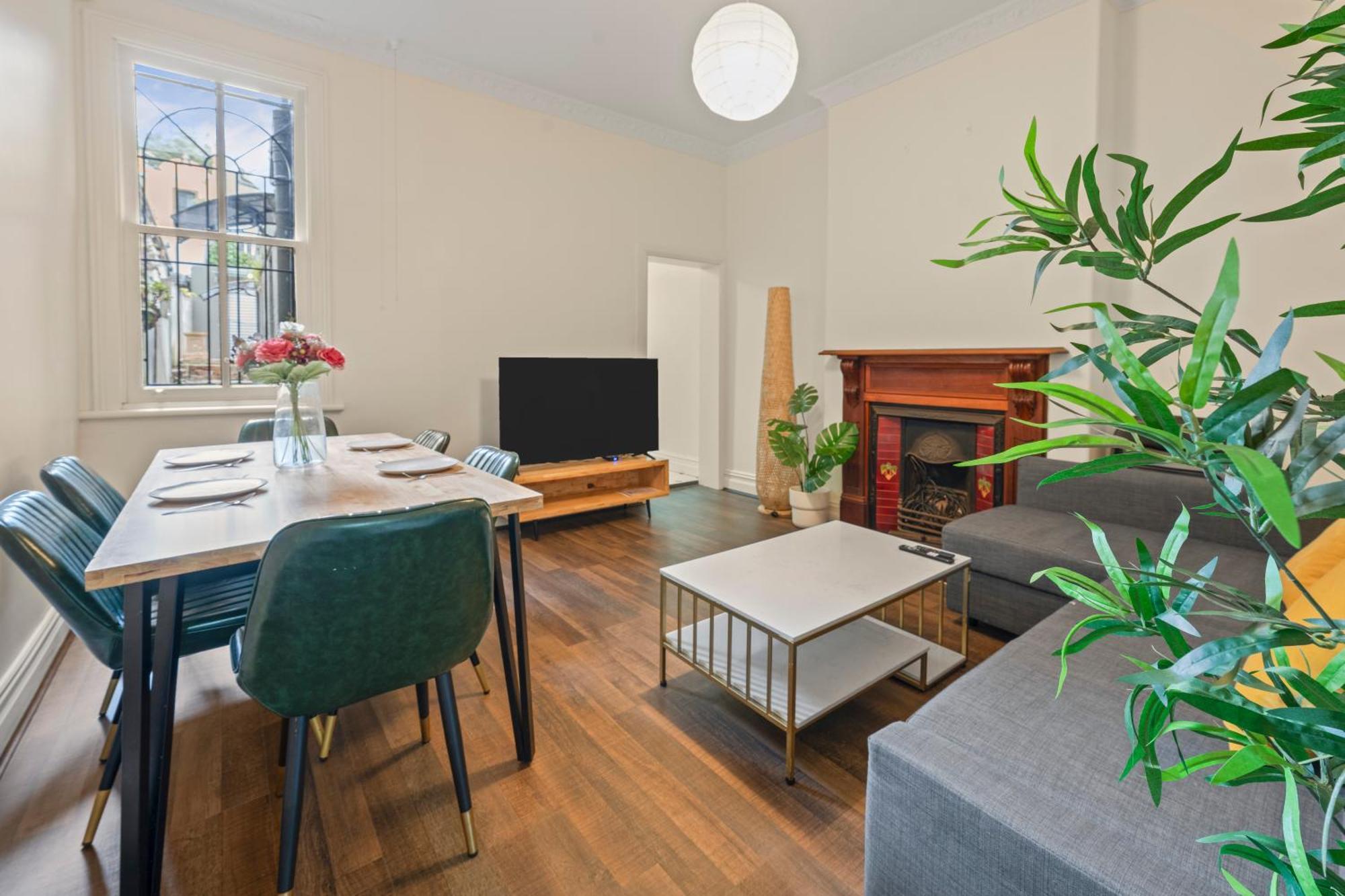 Spacious 4 Bedroom House Darling Harbour * Sydney