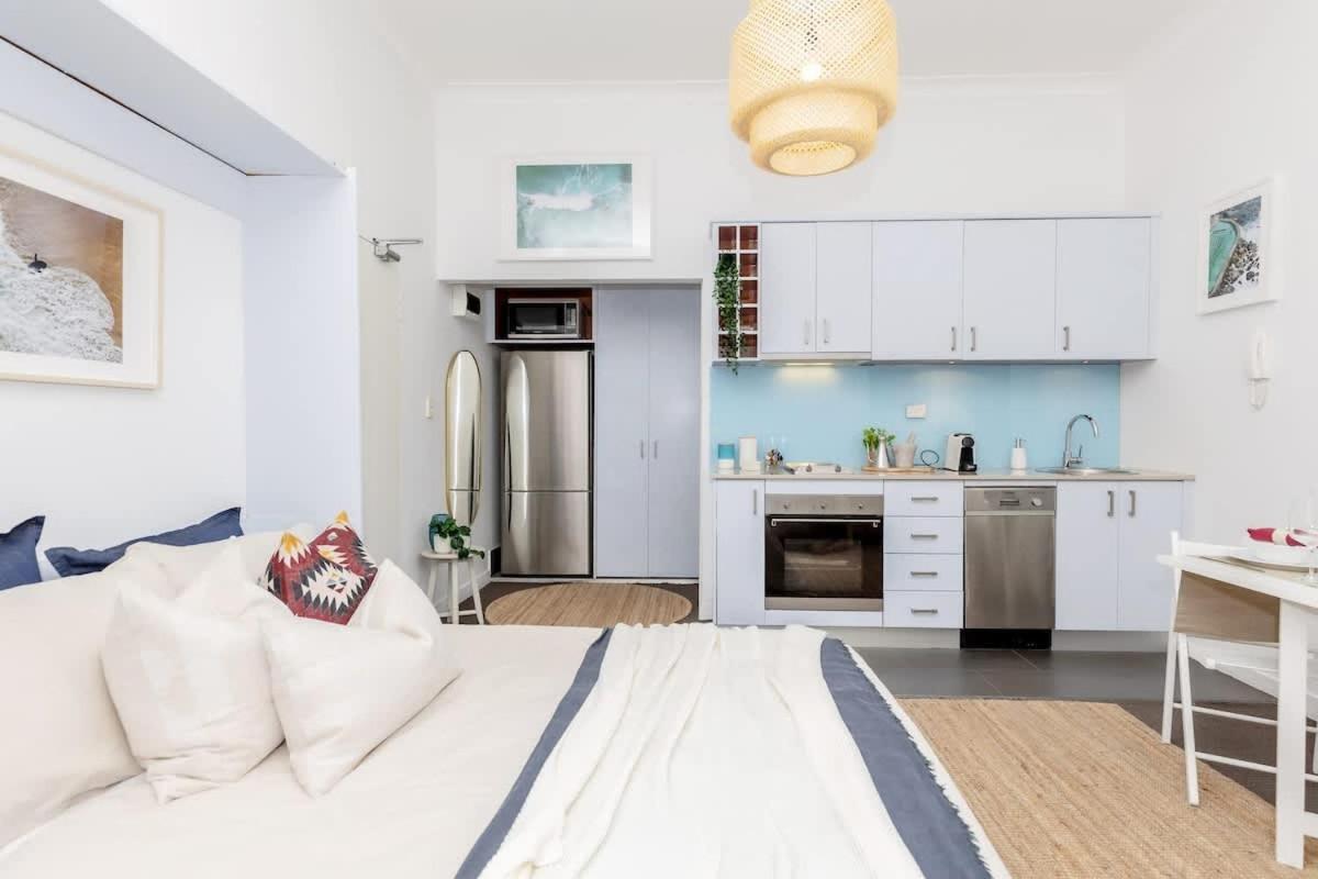 Cozy Front With Aircon
