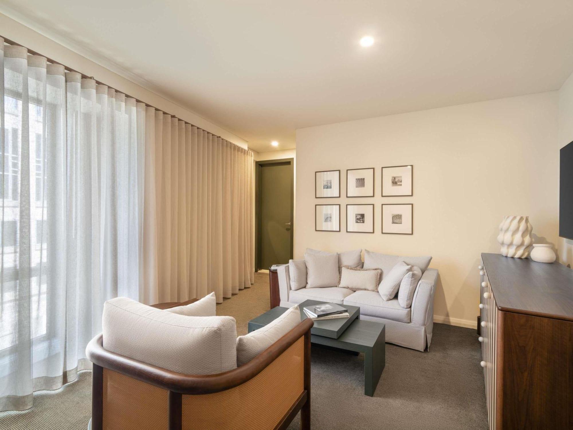 Sofitel Wentworth 5*